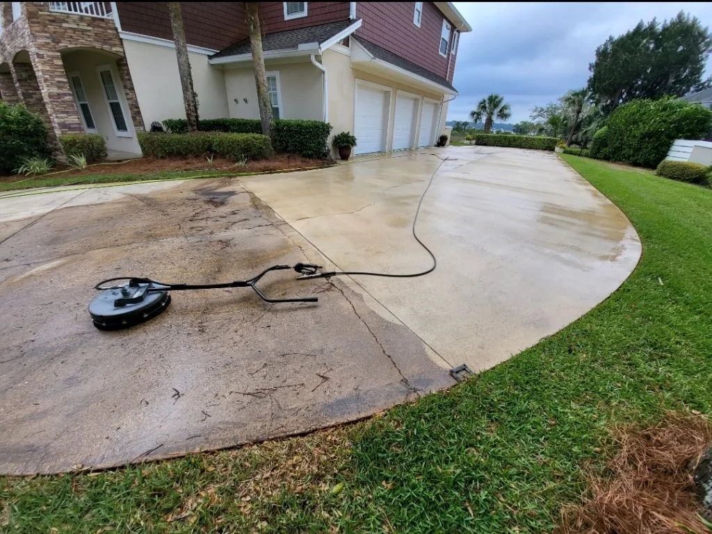 driveway-pressure-cleaning-port-st-lucie.jpg
